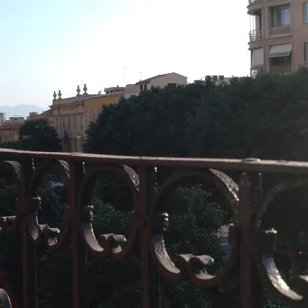 Πανσιόν Domu Sperelli Κάλιαρι